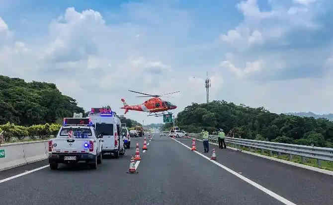 厦门高速公路汽车救援案例